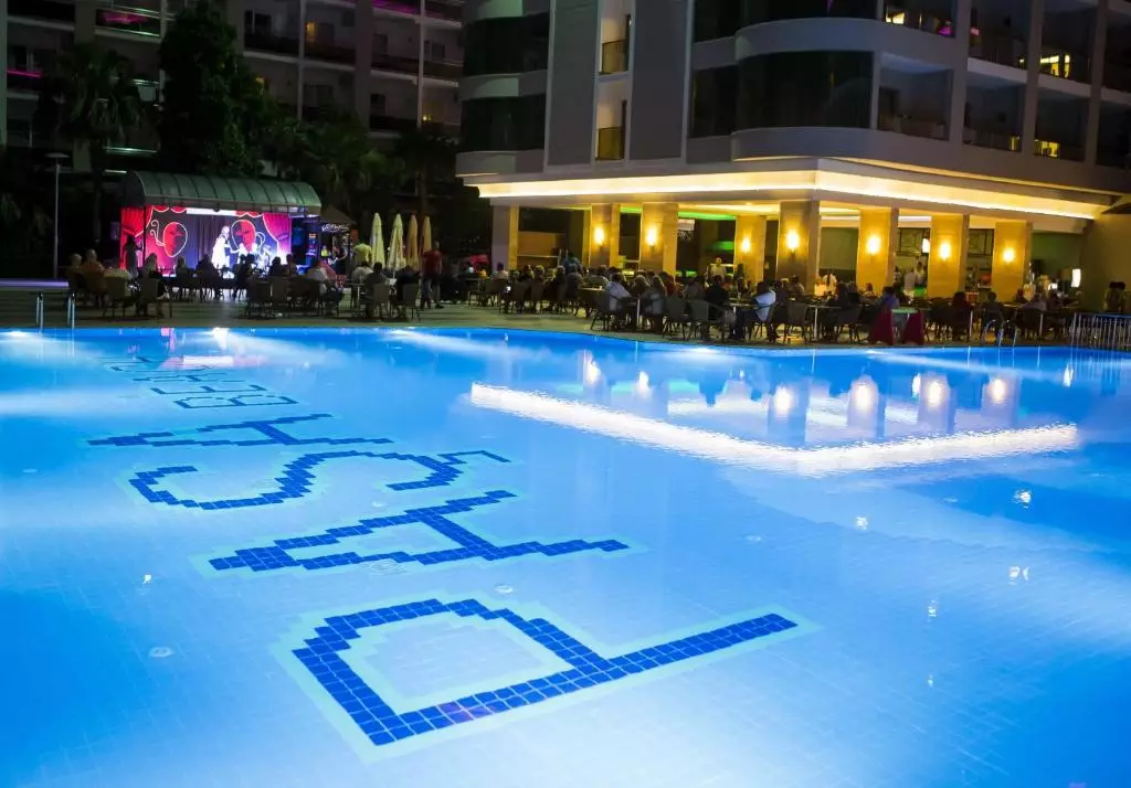 پاشا بیچ مارماریس